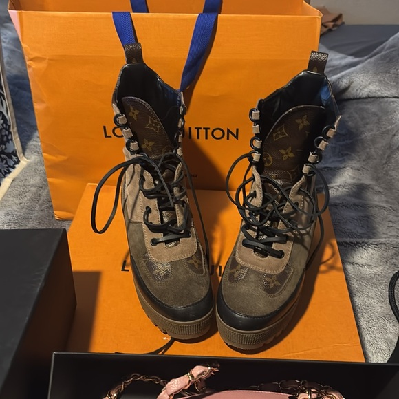 Meet your Posher, Aliyah - Picture 3 of 3